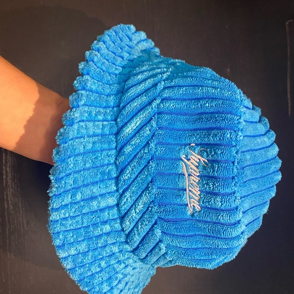 SUPREME BUCKET HAT 🧢 - Picture 4 of 5